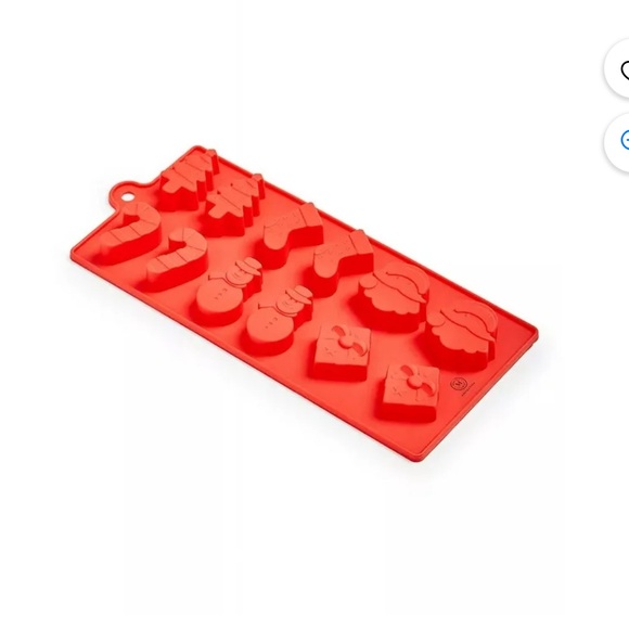 Martha Stewart Other - Martha Stewart the Holiday Collection silicone red ice cub tray new in box